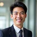 小林 隼人 営業部長